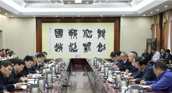 集團公司召開第一批“不忘初心、牢記使命”主題教育整治整改“回頭看”暨第二批工作推進會